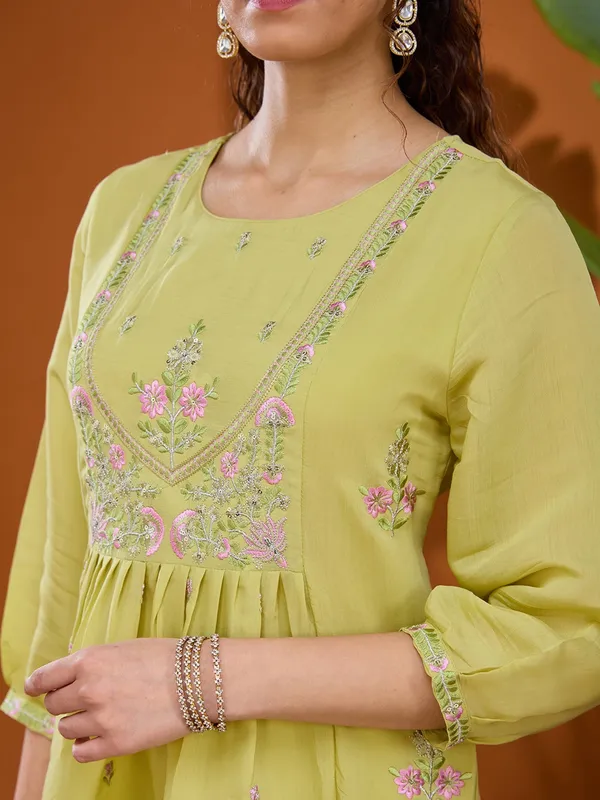 Pista_Green_Threadwork_Chanderi_Readymade_Salwar_Suit