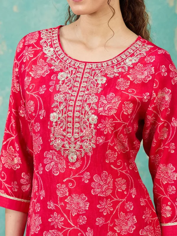 Rani_Pink_Threadwork_Chanderi_Readymade_Salwar_Suit