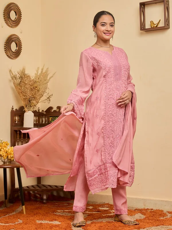 Pink_Threadwork_Chanderi_Readymade_Salwar_Suit