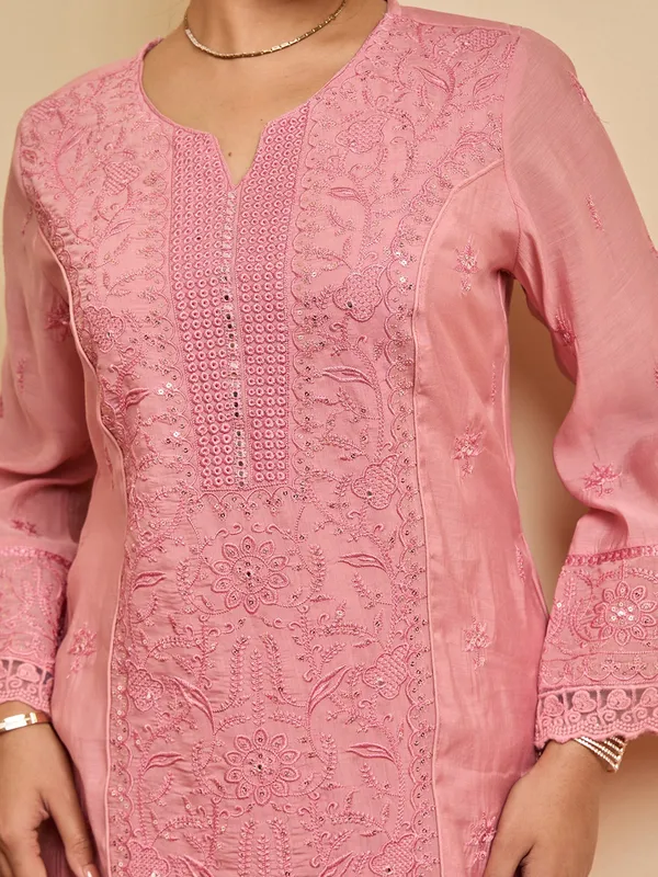 Pink_Threadwork_Chanderi_Readymade_Salwar_Suit
