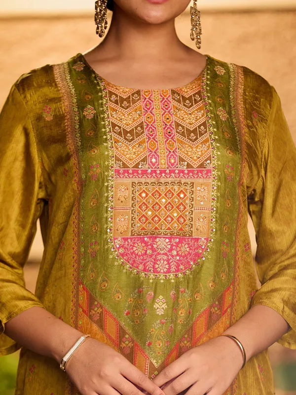 Mehandi_Green_Cutdana_Soft_Raw_Silk_Readymade_Salwar_Suit