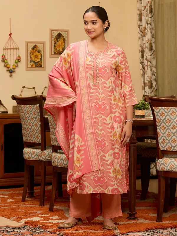 Peach_Sequins_Chanderi_Readymade_Salwar_Suit
