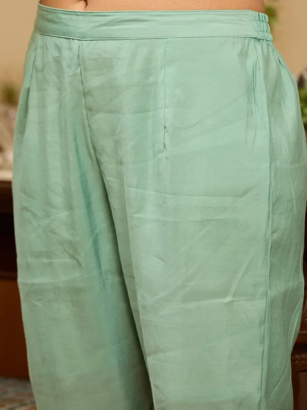 Sea_Green_Threadwork_Chanderi_Readymade_Salwar_Suit