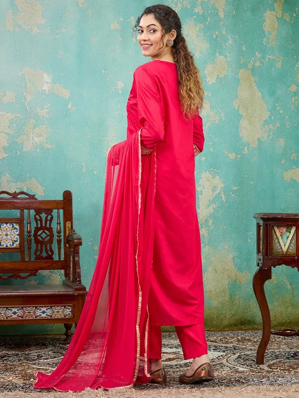 Red_Threadwork_Chanderi_Readymade_Salwar_Suit