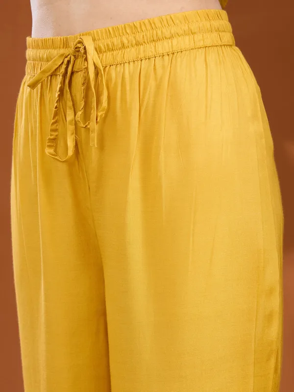 Mustard_Yellow_Threadwork_Chanderi_Readymade_Salwar_Suit
