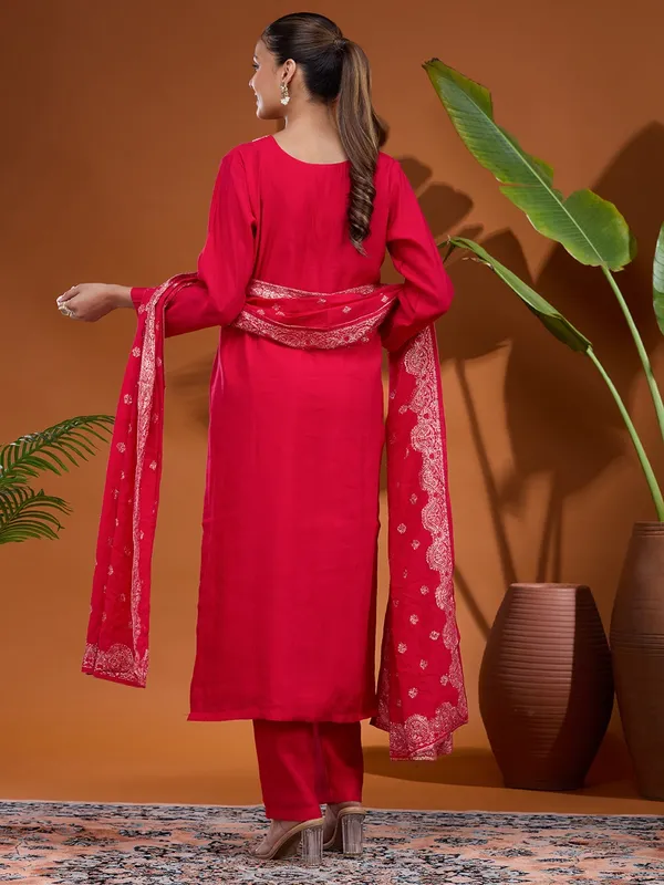 Rani_Pink_Threadwork_Chanderi_Readymade_Salwar_Suit
