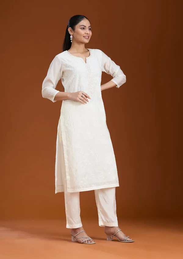 Cream_Threadwork_Chanderi_Readymade_Salwar_Suit