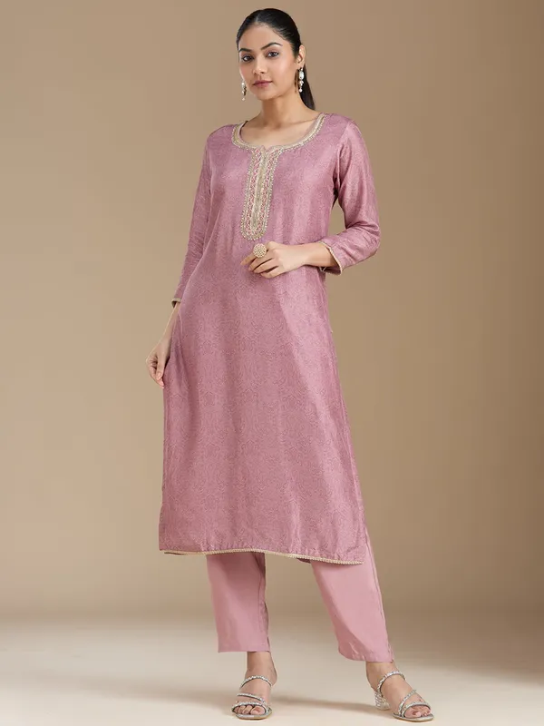 Mauve_Threadwork_Soft_Raw_Silk_Readymade_Salwar_Suit