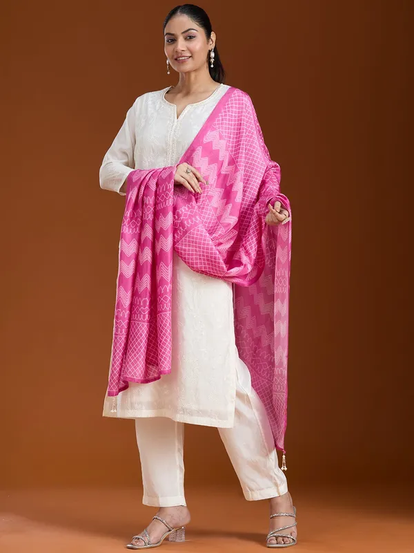 Cream_Threadwork_Chanderi_Readymade_Salwar_Suit