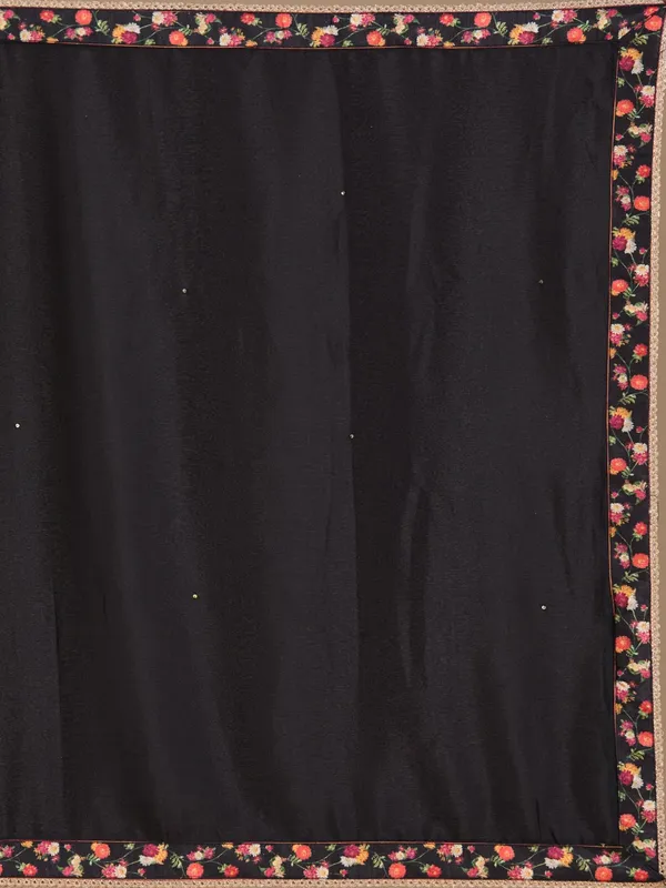 Black_Threadwork_Georgette_Readymade_Salwar_Suit