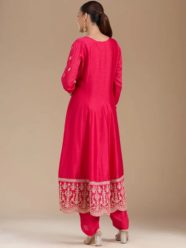 Rani_Pink_Threadwork_Soft_Raw_Silk_Readymade_Salwar_Suit