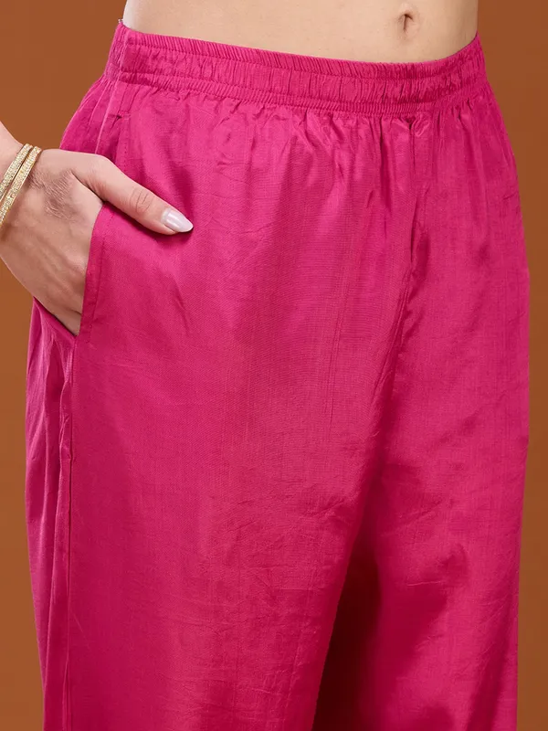 Rani_Pink_Threadwork_Dola_Silk_Readymade_Salwar_Suit