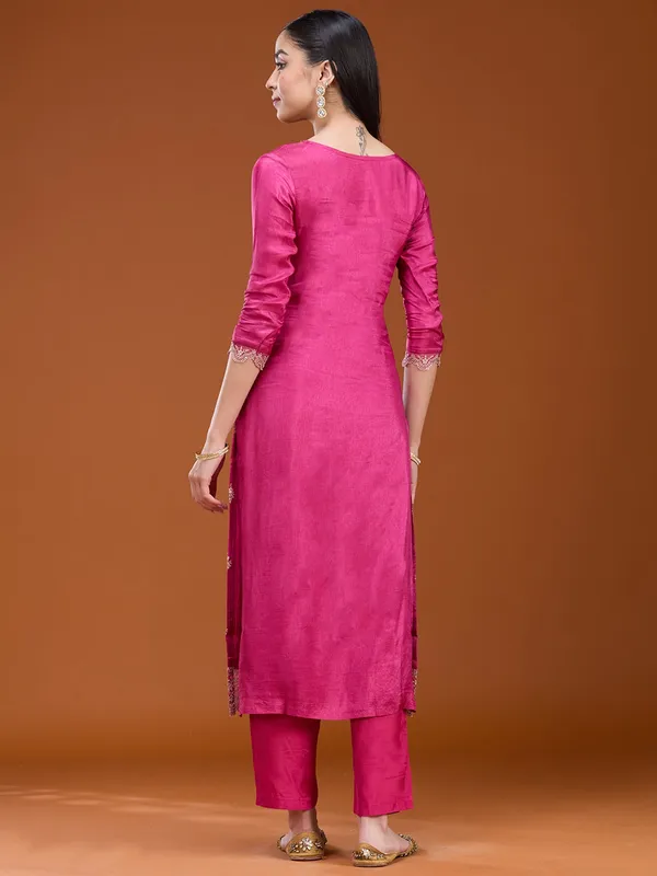 Rani_Pink_Threadwork_Dola_Silk_Readymade_Salwar_Suit