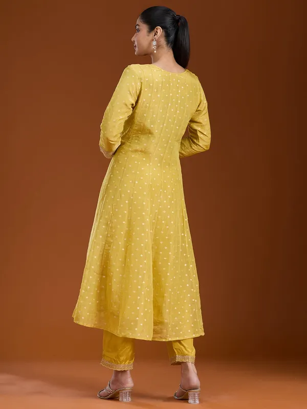 Mehandi_Green_Zariwork_Gold_Brocade_Readymade_Salwar_Suit