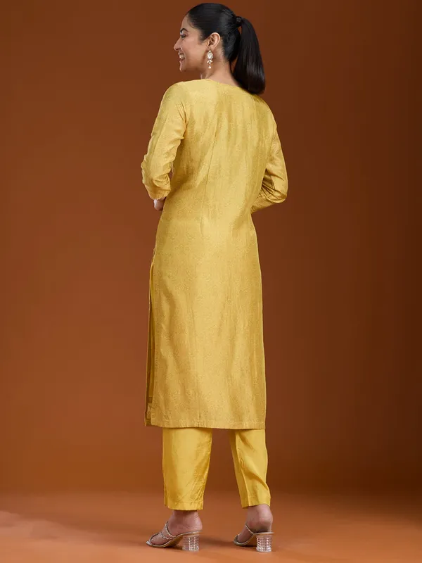 Mehandi_Green_Threadwork_Soft_Raw_Silk_Readymade_Salwar_Suit