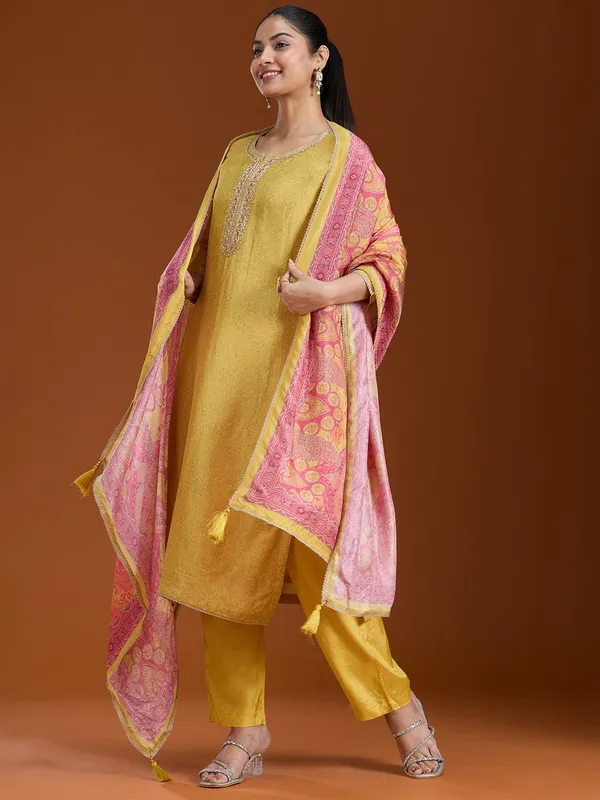 Mehandi_Green_Threadwork_Soft_Raw_Silk_Readymade_Salwar_Suit