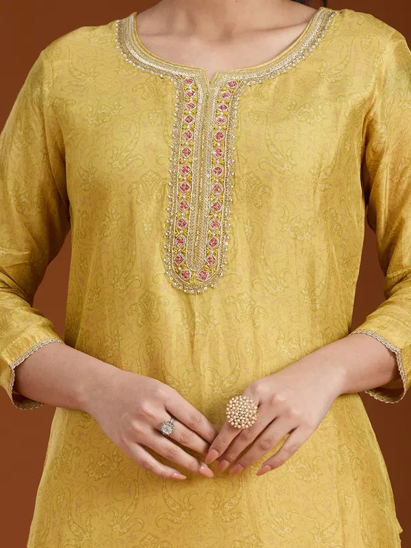 Mehandi_Green_Threadwork_Soft_Raw_Silk_Readymade_Salwar_Suit