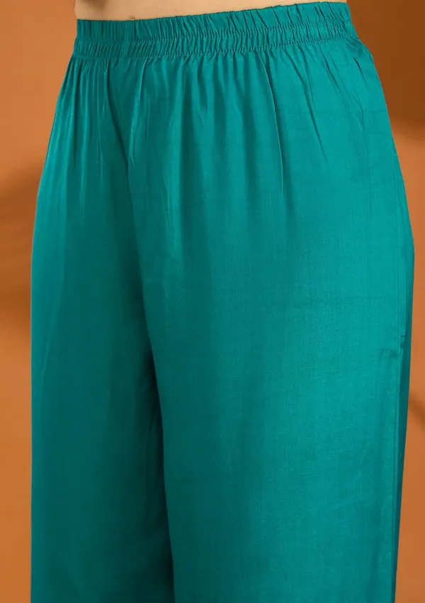 Peacock_Green_Zariwork_Gold_Chinon_Readymade_Salwar_Suit