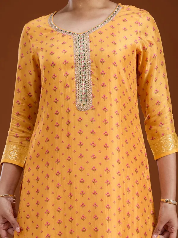 Mustard_Yellow_Threadwork_Soft_Raw_Silk_Readymade_Salwar_Suit