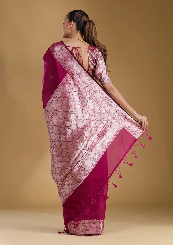 Magenta_Pink_Zariwork_Gold_Art_Silk_Silk_Saree