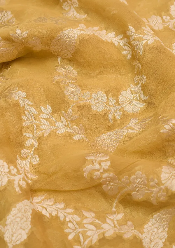 Gold_Zariwork_Silver_Silk_Silk_Saree
