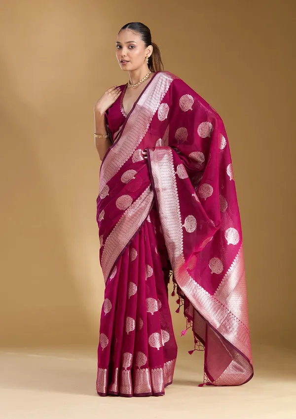 Magenta_Pink_Zariwork_Gold_Art_Silk_Silk_Saree