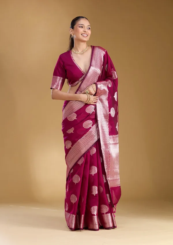 Magenta_Pink_Zariwork_Gold_Art_Silk_Silk_Saree