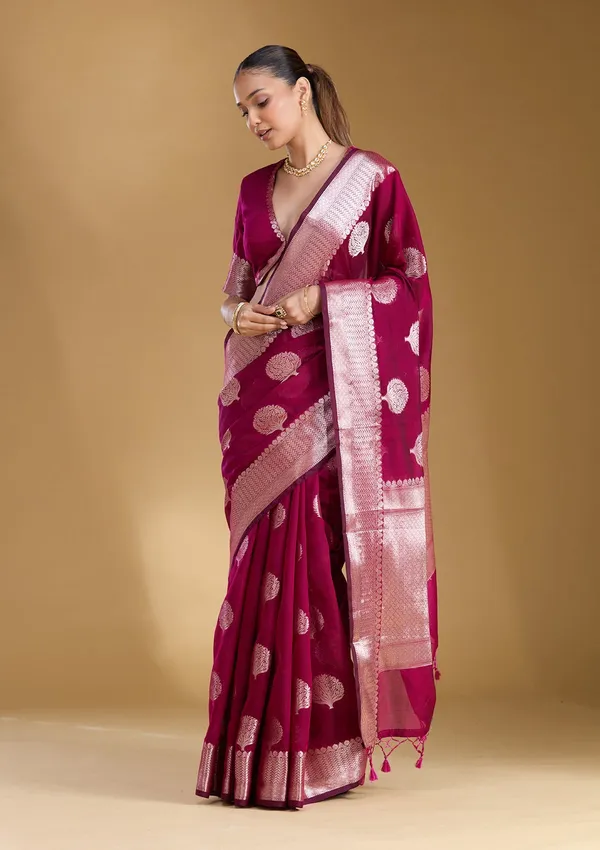 Magenta_Pink_Zariwork_Gold_Art_Silk_Silk_Saree