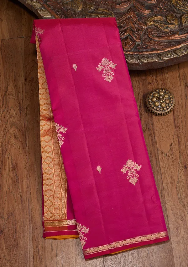 Magenta_Pink_Zariwork_Gold_Silk_Silk_Saree