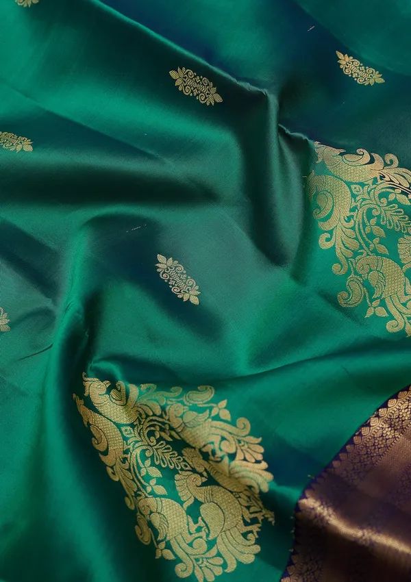 Parrot_Green_Zariwork_Gold_Silk_Silk_Saree
