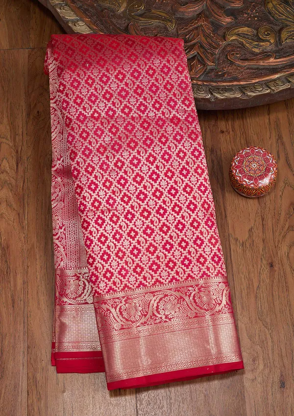Red_Zariwork_Gold_Silk_Silk_Saree
