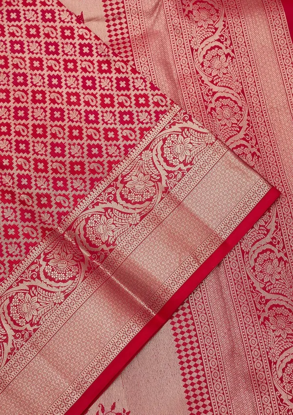 Red_Zariwork_Gold_Silk_Silk_Saree