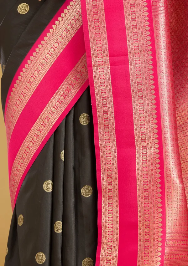 Black_Zariwork_Gold_Silk_Silk_Saree