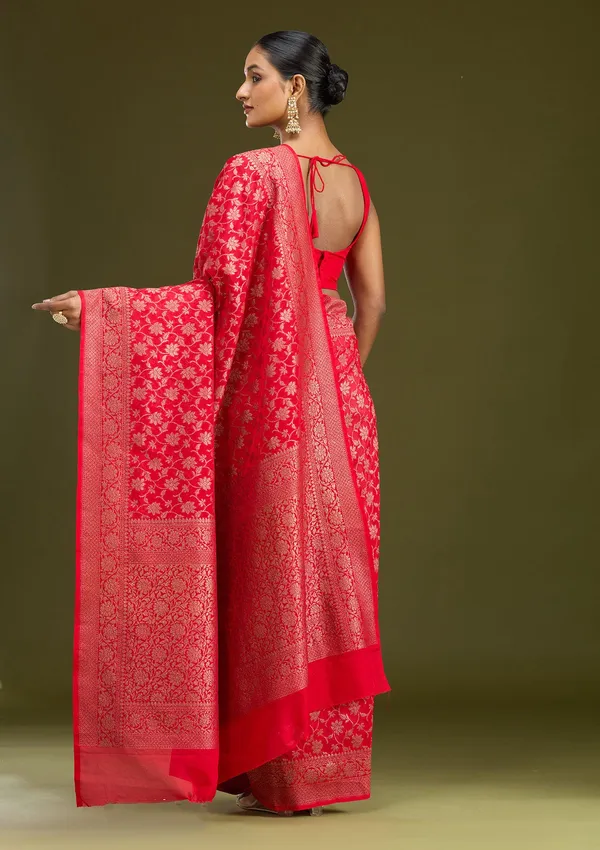 Red_Zariwork_Gold_Silk_Silk_Saree