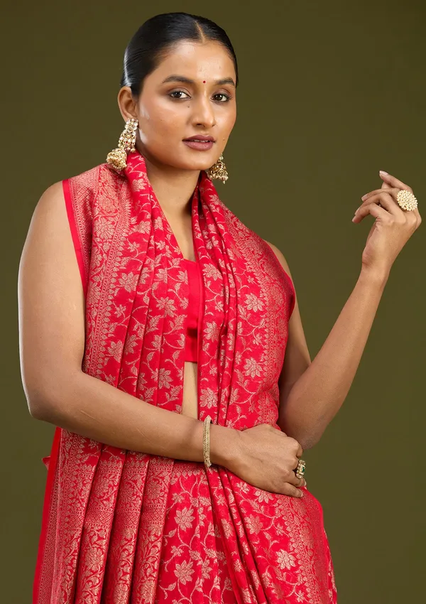 Red_Zariwork_Gold_Silk_Silk_Saree