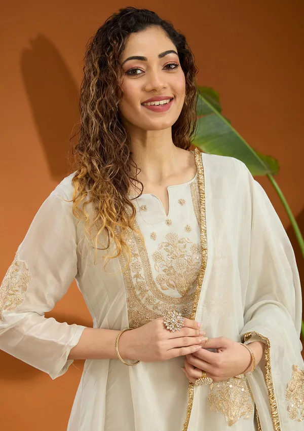 Off_White_Threadwork_Chanderi_Readymade_Salwar_Suit