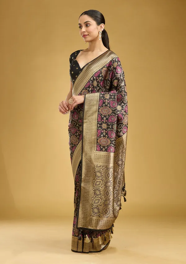 Black_Zariwork_Silver_Art_Silk_Silk_Saree