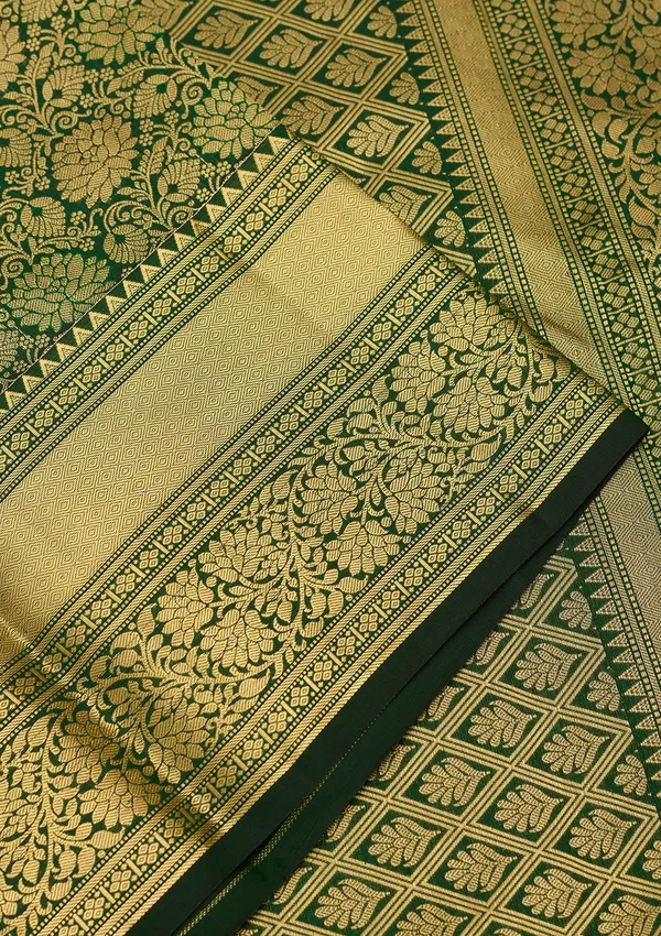 Bottle_Green_Zariwork_Gold_Silk_Silk_Saree