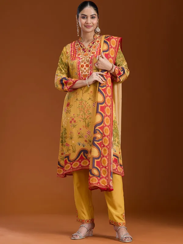 Yellow_Printed_Crepe_Readymade_Salwar_Suit