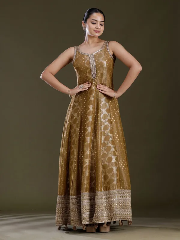 Gold_Sequins_Soft_Raw_Silk_Readymade_Salwar_Suit