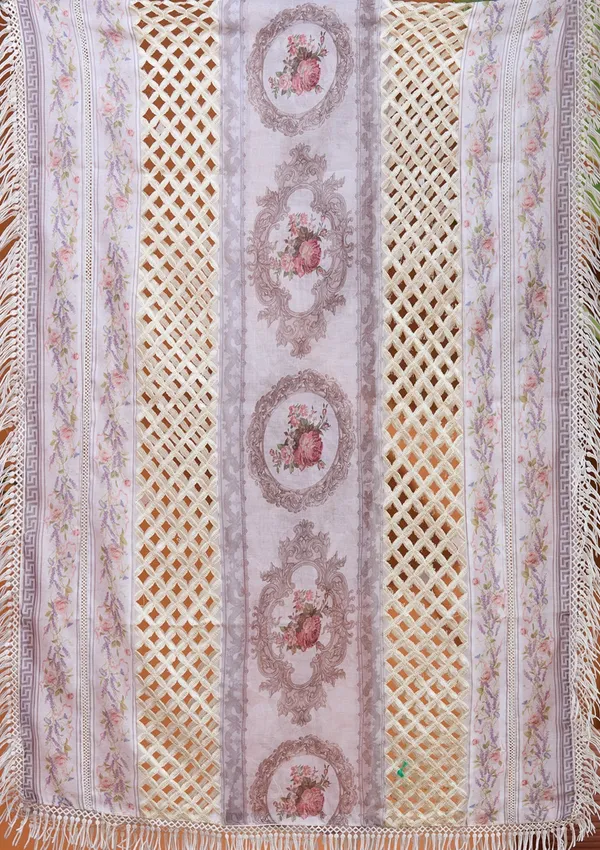 Off_White_Threadwork_Tissue_Readymade_Salwar_Suit