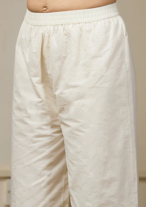 Off_White_Threadwork_Chanderi_Readymade_Salwar_Suit