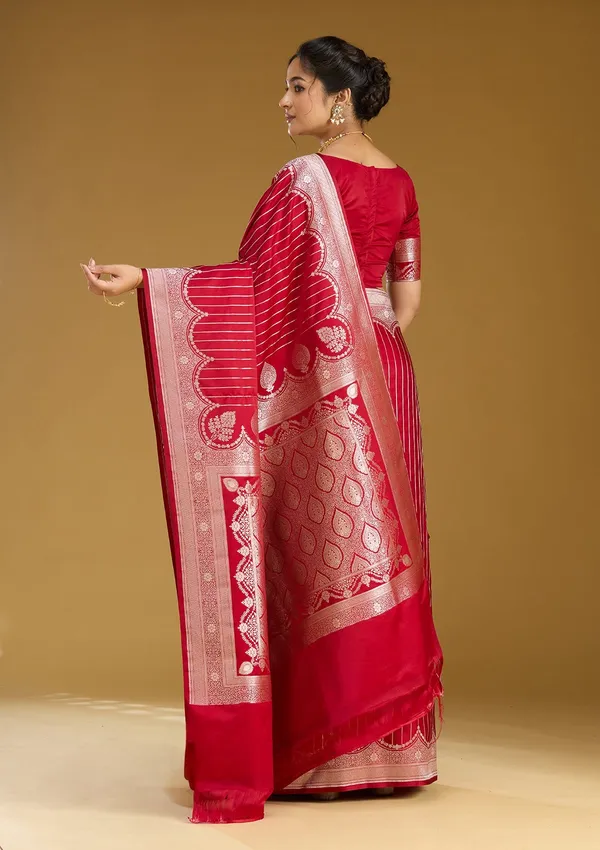 Maroon_Zariwork_Gold_Silk_Saree