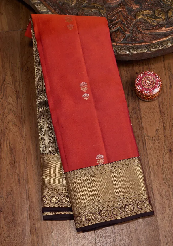 Red_Zariwork_Gold_Silk_Saree