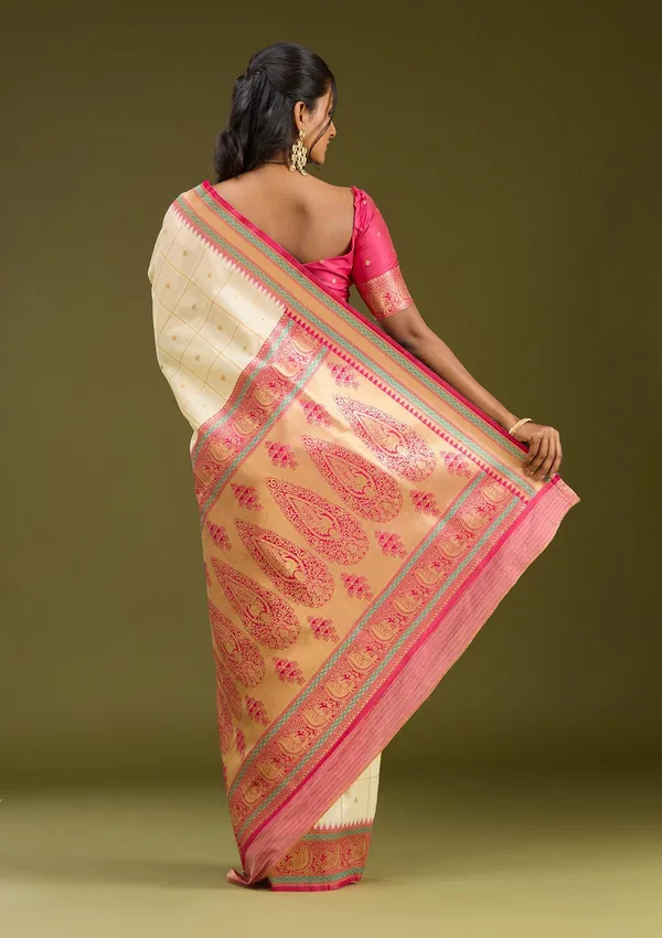 Off_White_Zariwork_Gold_Silk_Saree
