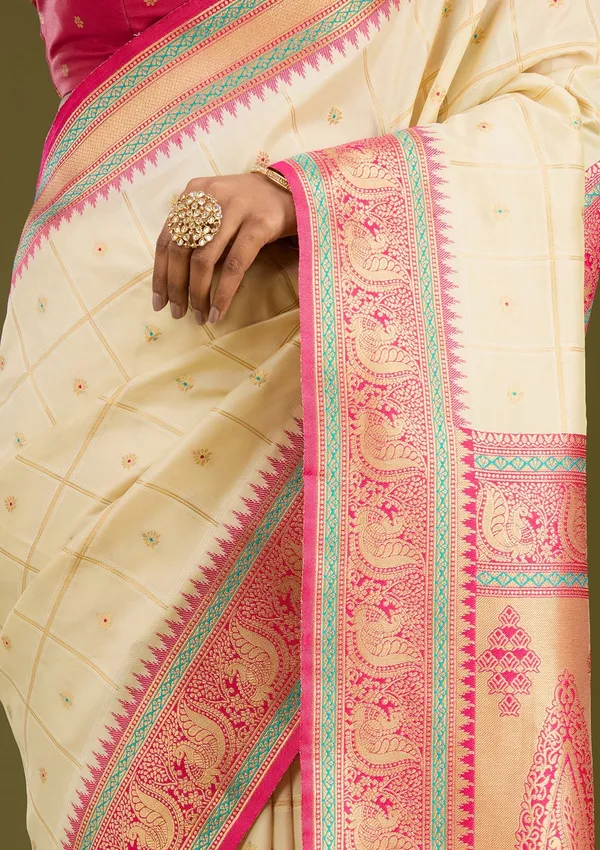 Off_White_Zariwork_Gold_Silk_Saree