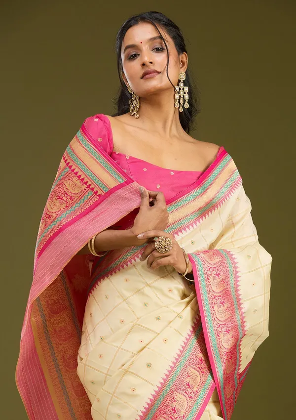 Off_White_Zariwork_Gold_Silk_Saree
