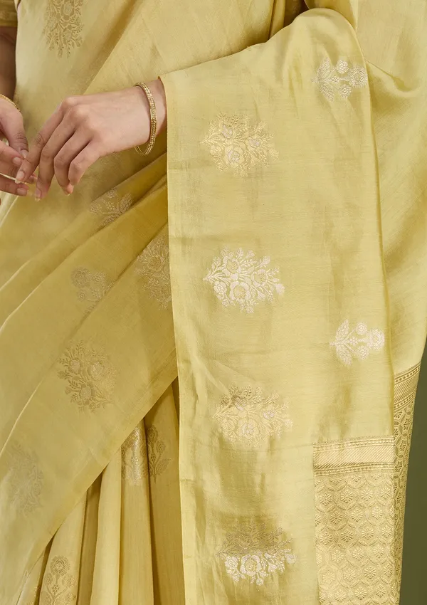 Gold_Zariwork_Silver_Pure_Silk_Saree