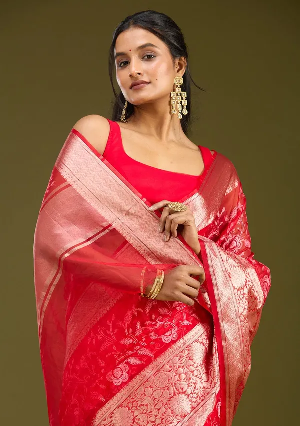Red_Zariwork_Gold_Silk_Saree