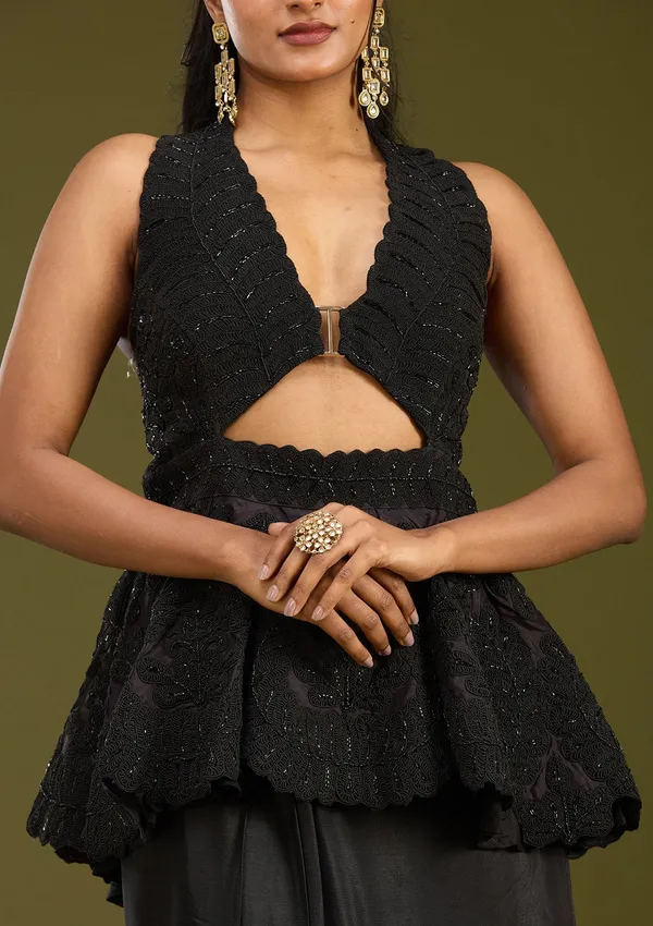 Black_Threadwork_Satin_Saree